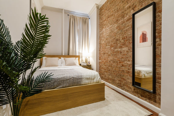 This clean, shiny and charming room is available. This room is also <br />   ava  Rental unit in New York · 1 bedroom · 1 bed · 0 shared baths Private room in rental unit vacation rental 818226487485177282