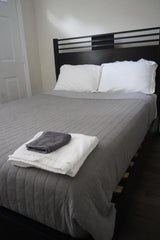 Cozy and convenient #2 bedroom JFK, LGA and casino.<br />Your family will be clo New York, United States Rental unit in Queens · ★3.33 · 1 bedroom · 1 bed · 1 shared bath Private room in rental unit vacation rental 565955554959928946