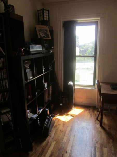Two room sun-lit apartment with large private balcony space. Apartment has a coz New York, NY Rental unit in Brooklyn · 1 bedroom · 1 bed · 1 bath Entire rental unit vacation rental 655472