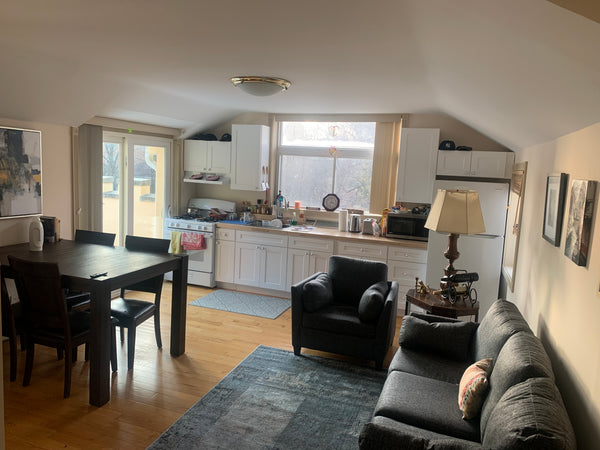 Take it easy at this unique and tranquil getaway.<br /><br />Top Floor Penthouse New York, United States Rental unit in The Bronx · ★5.0 · 1 bedroom · 1 bed · 1 bath Entire rental unit vacation rental 788328674800030171