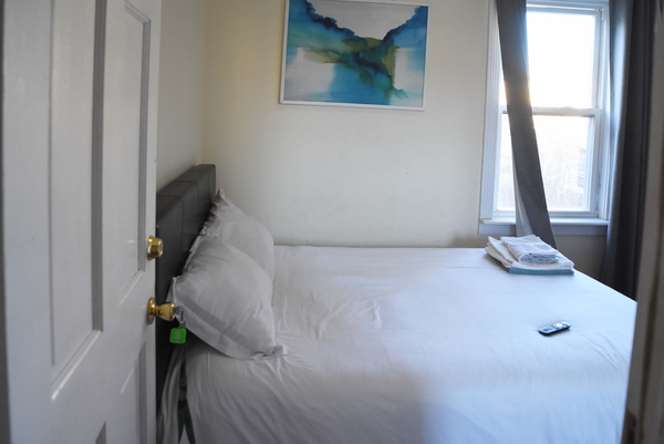 We are a calm, inclusive guest house located in the Flatbush area of Brooklyn, N New York, NY Rental unit in Brooklyn · ★4.67 · 1 bedroom · 1 bed · 2 baths Private room in rental unit vacation rental 40517002
