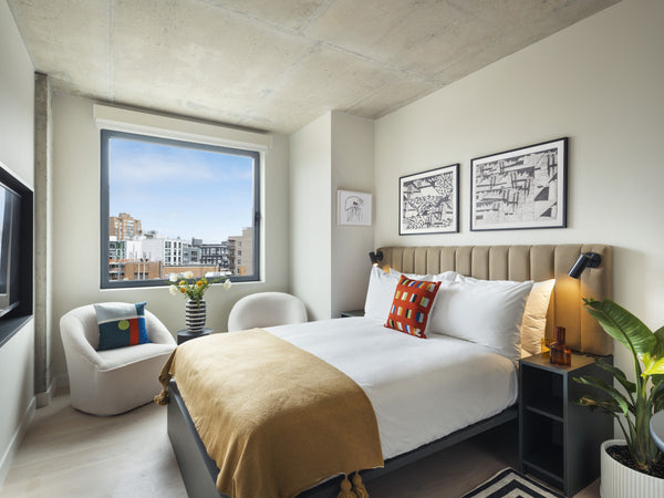 For your stay in Brooklyn, are you looking for a premier location? Consider stay  Hotel in Brooklyn · 1 bedroom · 1 bed · 1 bath Room in hotel vacation rental 929040557409885468