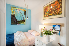 The Guest Bedroom is located in a quiet, clean, sun-filled 2 Bedroom Apartment i New York, NY Rental unit in New York · ★4.92 · 1 bedroom · 1 bed · 1 shared bath Private room in rental unit vacation rental 19691179