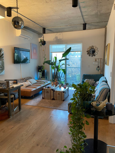 Perfect 1-bedroom Brooklyn apartment with excellent vibes, a balcony, a rooftop  New York, NY Rental unit in Brooklyn · 1 bedroom · 1 bed · 1 bath Entire rental unit vacation rental 825923169730606274