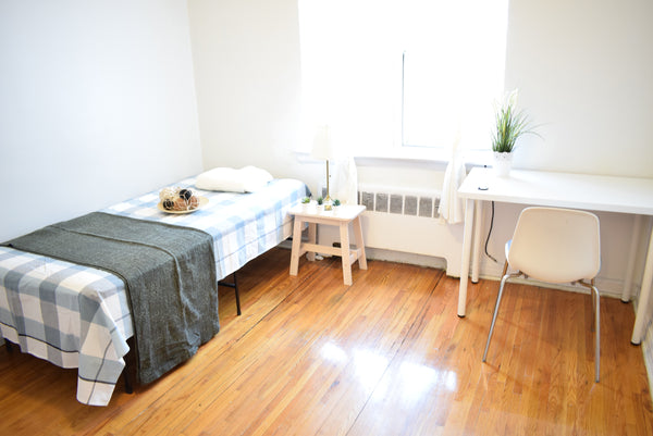 Specious one bed room just 25 mins from Manhattan. Beautiful town house is so cl New York, United States Townhouse in Queens · 1 bedroom · 1 bed · 1 bath Private room in townhouse vacation rental 36421575