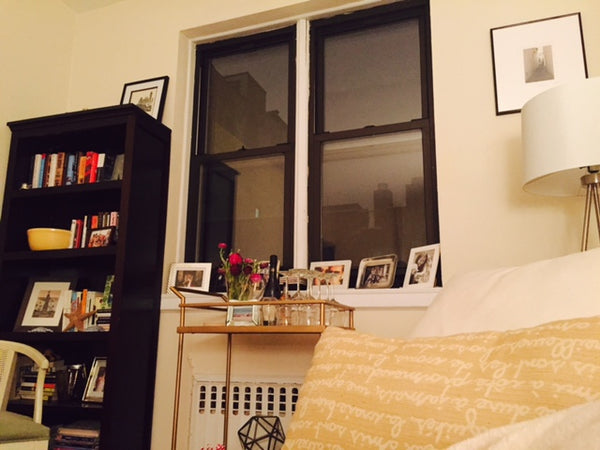 Charming, well-decorated, decent sized one bedroom steps away from the American  New York, NY Rental unit in New York · 1 bedroom · 1 bed · 1 bath Entire rental unit vacation rental 6939668
