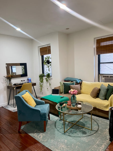 Welcome dear guest! I am a 34yrs old female professional and i work as the Direc New York, United States Rental unit in Queens · 1 bedroom · 1 bed · 1 shared bath Private room in rental unit vacation rental 914029640412822989