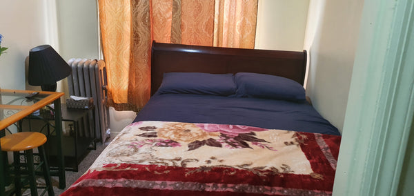 Relax at this peaceful and cosy place to stay in south-east New York in Brooklyn New York, NY Rental unit in Brooklyn · 1 bedroom · 2 beds · 1 shared bath Private room in rental unit vacation rental 815297256040670413