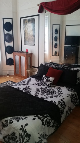 **Listing is for a private bedroom w/ its own entrance. <br /><br />Sun soaked a New York, NY Rental unit in Bronx · ★4.86 · 1 bedroom · 1 bed · 1 private bath Private room in rental unit vacation rental 18207319