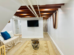 The greenhouse is a hidden gem located in a quiet residential neighborhood in Ea  Rental unit in Brooklyn · 1 bedroom · 2 beds · 1 bath Entire rental unit vacation rental 828797602316326682