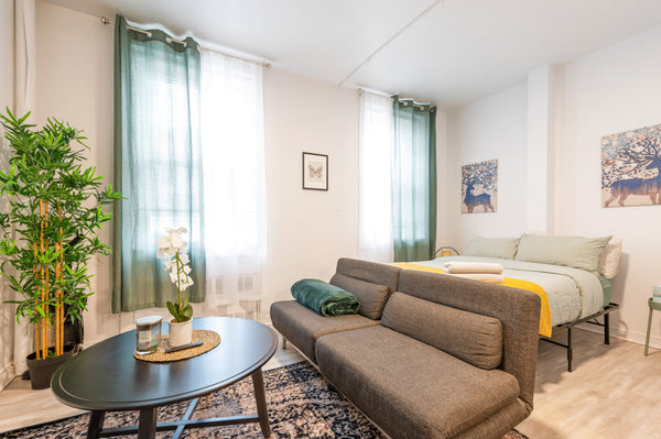 Newly renovated Studio Centrally located to all areas of Manhattan. Apartment is  Rental unit in New York · ★New · 1 bedroom · 2 beds · 1 bath Entire rental unit vacation rental 1082545648507790105