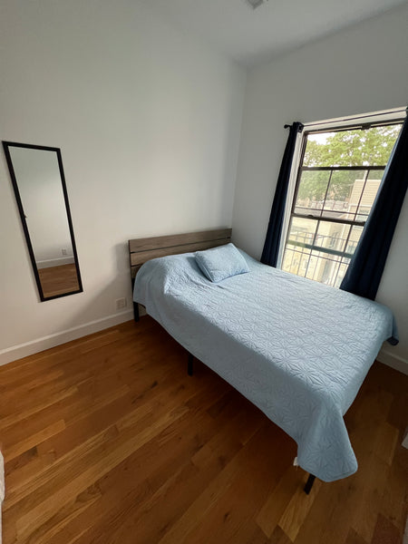 Great room on a peaceful neighbourhood, supermarkets, restaurants and shops near New York, NY Rental unit in Brooklyn · ★New · 1 bedroom · 1 bed · 2 baths Private room in rental unit vacation rental 927818565759219388