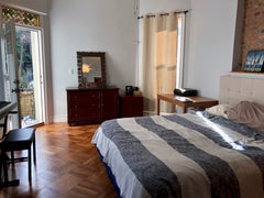 Spacious 2 bedroom, 2 bathroom apartment in fully gut-renovated brownstone. Curr  Rental unit in Brooklyn · 2 bedrooms · 4 beds · 2 baths Entire rental unit vacation rental 21764442