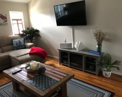 * Required: There is a 25 or older age requirement. After booking please forward New York, NY Rental unit in Staten Island · ★5.0 · 1 bedroom · 3 beds · 1 bath Entire rental unit vacation rental 50578893