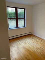 Enjoy a private room in full-service apartment building with doorman, located ne  Rental unit in New York · 1 bedroom · 1 shared bath Private room in rental unit vacation rental 51266545