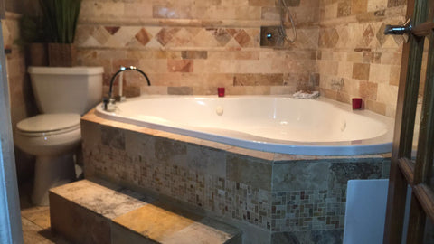 Beautiful modern 2 Bedroom apartment, 2 bathrooms both equipped with jacuzzi tub New York, United States Rental unit in Queens · 2 bedrooms · 2 beds · 2 baths Entire rental unit vacation rental 22685532