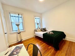 The apartment is located in Woodside, Queens.<br />It is accessible enough to Me  Townhouse in Queens · 1 bedroom · 1 bed · 1 shared bath Private room in townhouse vacation rental 930937060232117710