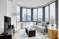Discover the best of Downtown, with this one-bedroom Tribeca apartment with high New York, NY Rental unit in New York · 1 bedroom · 1 bed · 1 bath Entire rental unit vacation rental 34384911