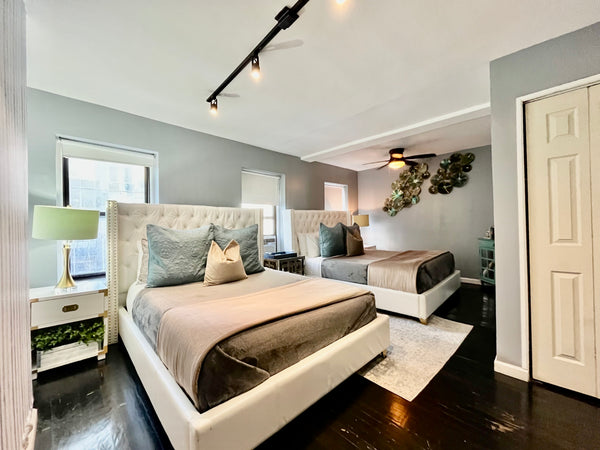Located in the heart of Chelsea, you are steps from fine restaurants, the Highli Gainesville, FL Rental unit in New York · ★New · 1 bedroom · 3 beds · 1 bath Entire rental unit vacation rental 1047095423389054983