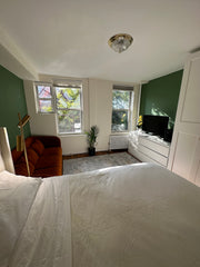 Welcome to my  peaceful and centrally-located home!<br />I fell in love with thi New York, NY Rental unit in New York · 1 bedroom · 1 bed · 1 bath Entire rental unit vacation rental 774829538362667028