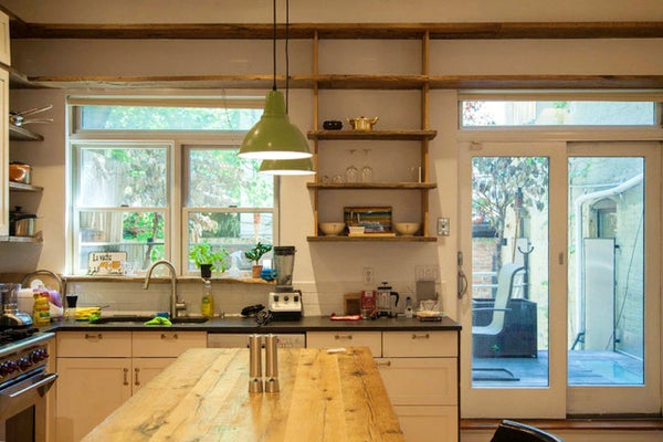 Cute neighborhood in the heart of Williamsburg close to cafes, restaurants, and  New York, United States Rental unit in Brooklyn · ★4.75 · 1 bedroom · 1 bed · 1.5 shared baths Private room in rental unit vacation rental 30294304