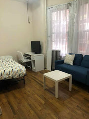 Quiet spacious master bedroom with built-in closet ready for our guests. Shared  New York, NY Rental unit in New York · ★4.30 · 1 bedroom · 1 bed · 1 shared bath Private room in rental unit vacation rental 34142194