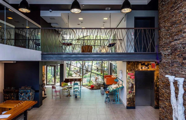 This unique place has a style all its own. Great view of Manhattan, close to L,   Rental unit in Brooklyn · 1 bedroom · 1 bed · 1 shared bath Private room in rental unit vacation rental 730612004102435342