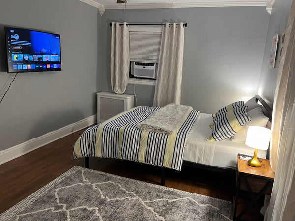 Bring the whole family to this great place with lots of room for fun.  Home in Queens · 1 bedroom · 1 bed · 1.5 baths Private room in home vacation rental 960193222343743450