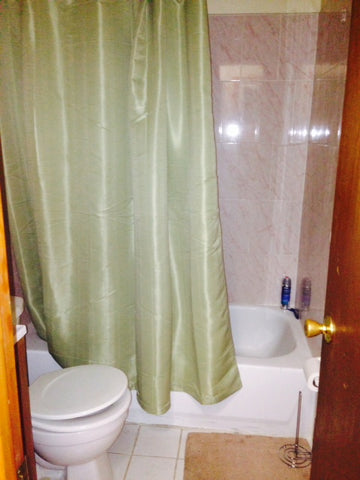 Big open 3 bedroom apt in 3 family home. Close to 2/5 train (on the same block),  Rental unit in Brooklyn · 1 bedroom · 1 bed · 1 bath Private room in rental unit vacation rental 4279323