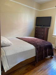 Looking for a quiet Private room? thoroughly cleaned in a stylish space to relax New York, NY Home in Queens · ★4.67 · 1 bedroom · 1 shared bath Private room in home vacation rental 863254886048091265