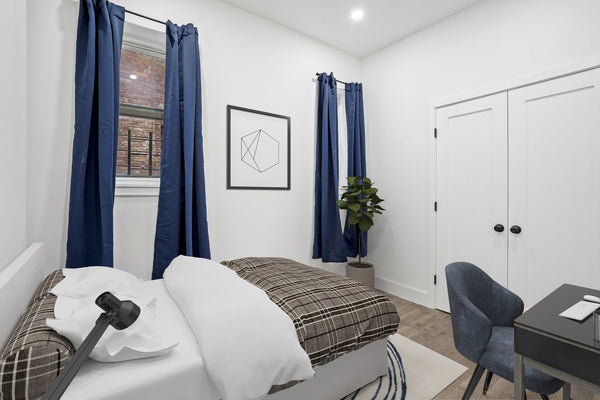 This good-looking, spacious and appealing room is available for a <br />   long-  Rental unit in Brooklyn · 4 bedrooms · 1 bed · 0 shared baths Private room in rental unit vacation rental 967311399248657953