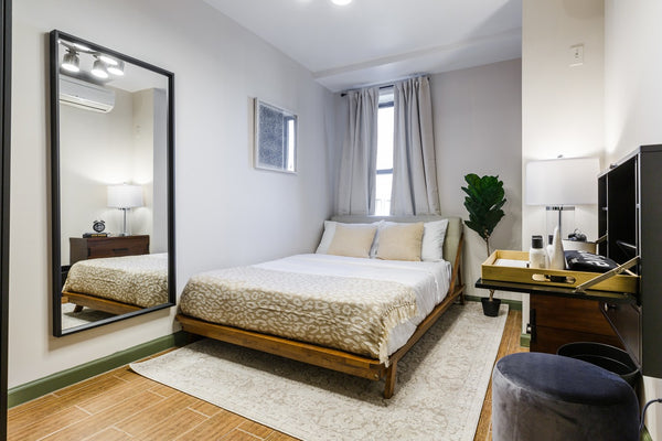 This spacious, well-kept and comfortable room is available for a <br />   long-t  Rental unit in New York · 1 bedroom · 1 bed · 0 shared baths Private room in rental unit vacation rental 46959266