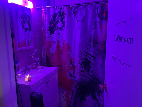 Kick back and relax in this calm, stylish space. New York, NY Rental unit in New York · Studio · 1 bed · 1 shared bath Private room in rental unit vacation rental 698419852045609952