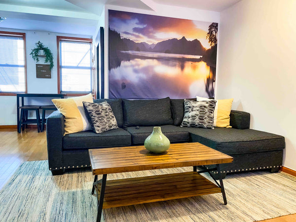 The living space is a private entire floor with Urban Farmhouse experience cente Miami, FL Rental unit in Queens · ★4.77 · 1 bedroom · 2 beds · 1 bath Entire rental unit vacation rental 43044085