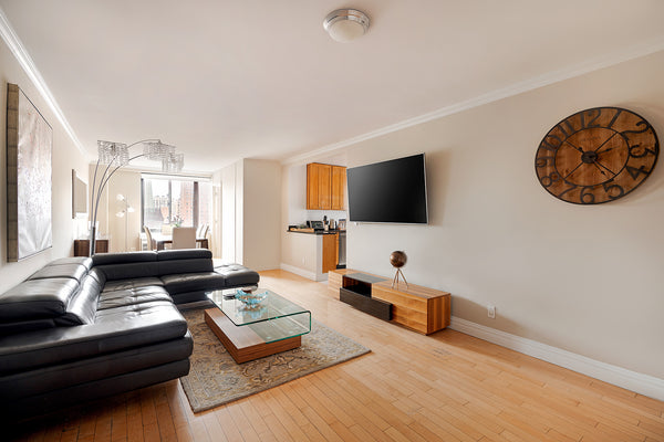 Gorgeous Upper West Side getaway! Welcome to the Parc West Village located in on New York, NY Rental unit in New York · 3 bedrooms · 3 beds · 1.5 baths Entire rental unit vacation rental 912145313916489812