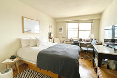 Spacious 1 bedroom apt in Tribeca with stunning balcony views of the Hudson Rive New York, NY Rental unit in New York · ★4.89 · 1 bedroom · 1 bed · 1 bath Entire rental unit vacation rental 595528055387349071