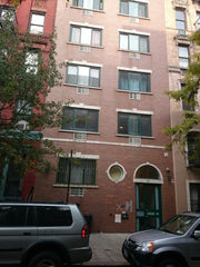 Large spacious room available in a fantastic East Village apartment.  Elevator b New York, NY Rental unit in New York · ★4.0 · 1 bedroom · 1 bed · 1 bath Private room in rental unit vacation rental 13116397