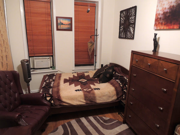 Spacious private room in Park Slope with high ceilings, fan and air conditioner. New York, NY Rental unit in Brooklyn · 1 bedroom · 1 bed · 1 bath Private room in rental unit vacation rental 6451892
