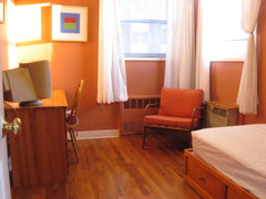 I have a fully furnished private room available. Soaps, towels, fresh bedding, T New York, NY Rental unit in Queens · ★5.0 · 1 bedroom · 1 bed · 1 shared bath Private room in rental unit vacation rental 21839960