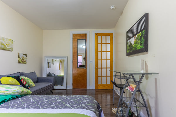 Looking for a spacious room in the heart of Brooklyn? Look no further than our c New York, NY Rental unit in Brooklyn  · ★4.90 · 1 bedroom · 1 bed · 2 shared baths Private room in rental unit vacation rental 22058586