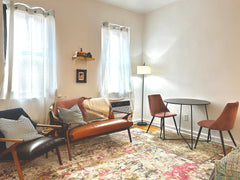 Location, location, location! Peaceful, sunny, spacious studio style apartment w New York, NY Rental unit in New York · Studio · 1 bed · 1 bath Entire rental unit vacation rental 936752064031781776