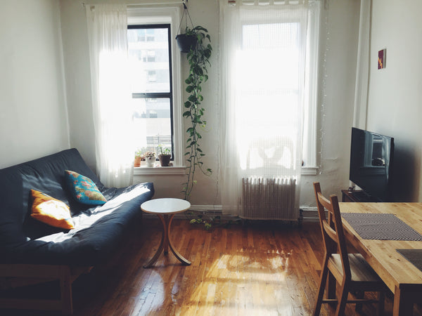Sunny 1 bedroom apt on the 2nd floor. WiFi, AC, fully equipped separate kitchen. New York, NY Rental unit in Brooklyn · 1 bedroom · 1 bed · 1 bath Entire rental unit vacation rental 6807281