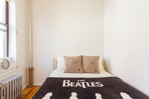This room is the most secluded of the apartment and is very cozy. It has a full  Bozeman, MT Rental unit in New York · ★4.60 · 1 bedroom · 1 bed · 1 bath Private room in rental unit vacation rental 8152985