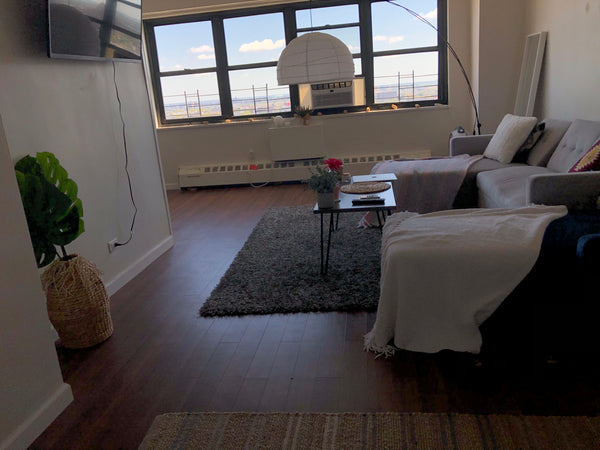 Big private bedroom offered in two-bedroom apartment in Crown Heights. One block New York, NY Rental unit in Brooklyn · 1 bedroom · 1 bed · 1 shared bath Private room in rental unit vacation rental 40060307