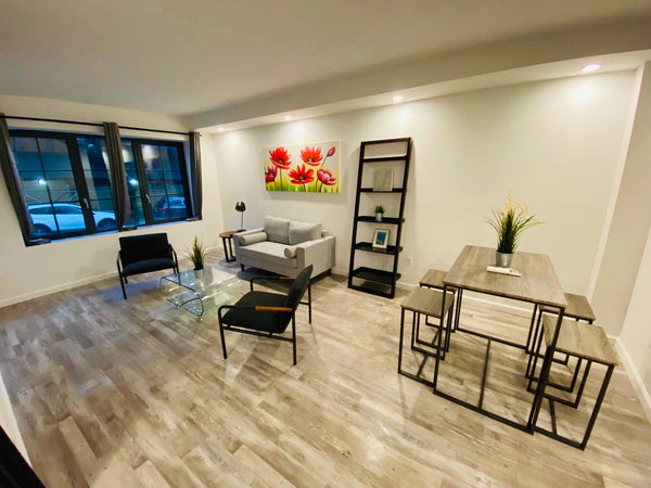 Located on Hell’s Kitchen: This is a brand-new elevator building with floor-to-c New York, NY Rental unit in New York · ★4.0 · 1 bedroom · 1 bed · 1 bath Entire rental unit vacation rental 46432272
