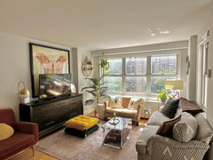 Spacious, peaceful, and centrally-located apartment. Walking distance to everyth New York, NY Rental unit in New York · ★New · Studio · 1 bed · 1 bath Entire rental unit vacation rental 1049518919826643382