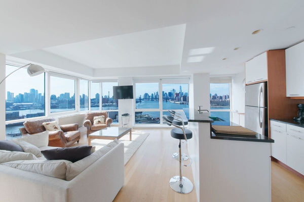 Rarely available luxury 2 bedroom 2 bathroom Penthouse with panoramic views of t New York, NY Condo in Brooklyn · 2 bedrooms · 2 beds · 2 baths Entire condo vacation rental 30912673