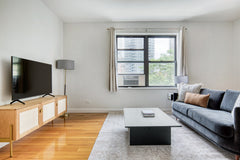 Discover the best of Uptown, with this studio Upper East Side apartment with  vi New York, NY Rental unit in New York · Studio · 1 bed · 1 bath Entire rental unit vacation rental 51721119
