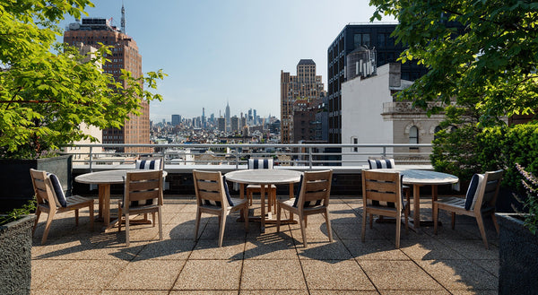 This stylish brand new hi rise features beautiful apartments with walking distan New York, NY Rental unit in New York · ★4.94 · Studio · 1 bed · 1 bath Entire rental unit vacation rental 49258364