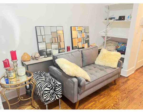 Keep it simple at this peaceful and centrally-located place. New York, United States Rental unit in New York · 1 bedroom · 1 bed · 1 bath Entire rental unit vacation rental 808699334181989276